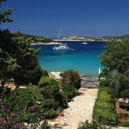 Apartment Jak Apartman Sevid